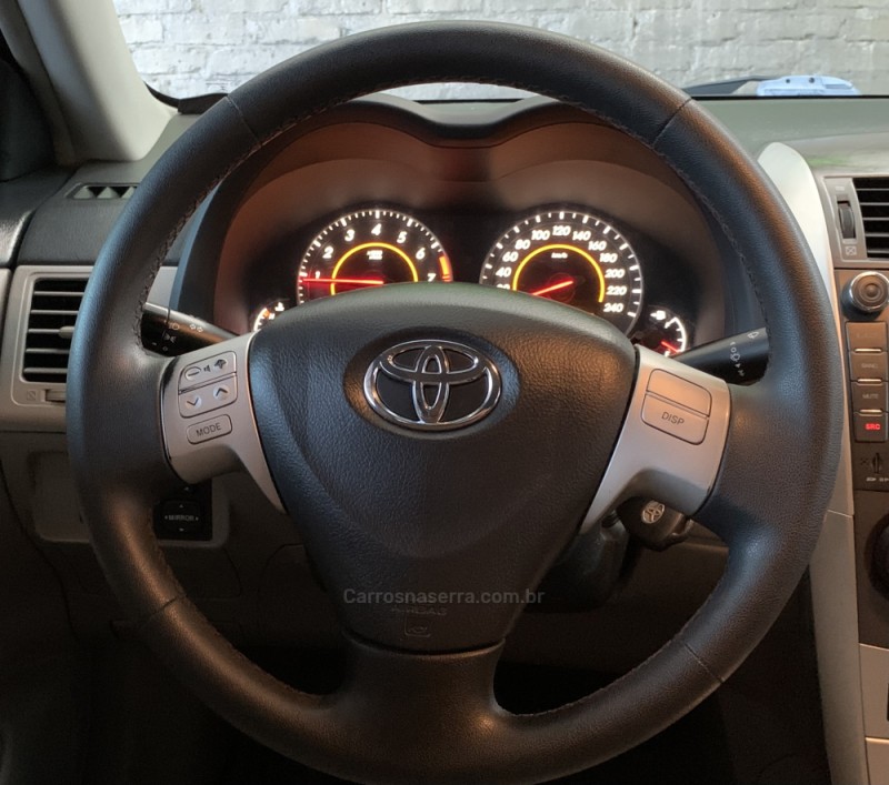 COROLLA 1.8 GLI 16V FLEX 4P AUTOMÁTICO - 2014 - CAXIAS DO SUL