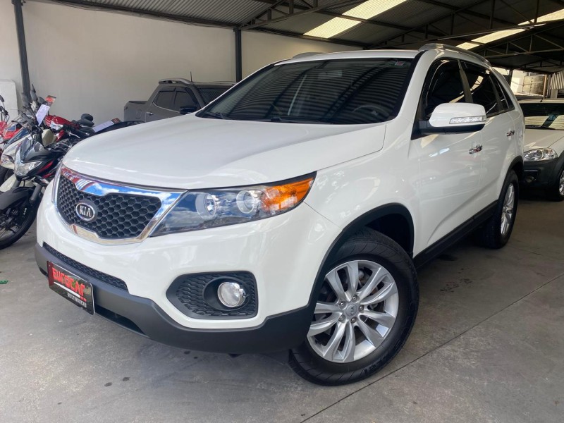 KIA MOTORS - SORENTO - 2012/2012 - Branca - R$ 58.900,00