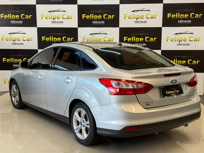 FOCUS 2.0 16V FLEX 4P AUTOMÁTICO - 2014 - CAXIAS DO SUL