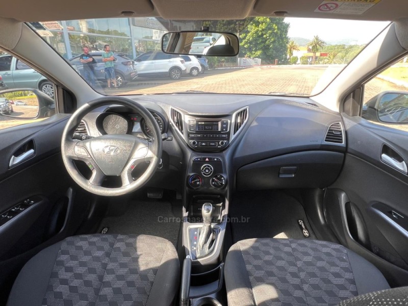 HB20 1.6 COMFORT PLUS 16V FLEX 4P AUTOMÁTICO - 2018 - NOVA PETRóPOLIS