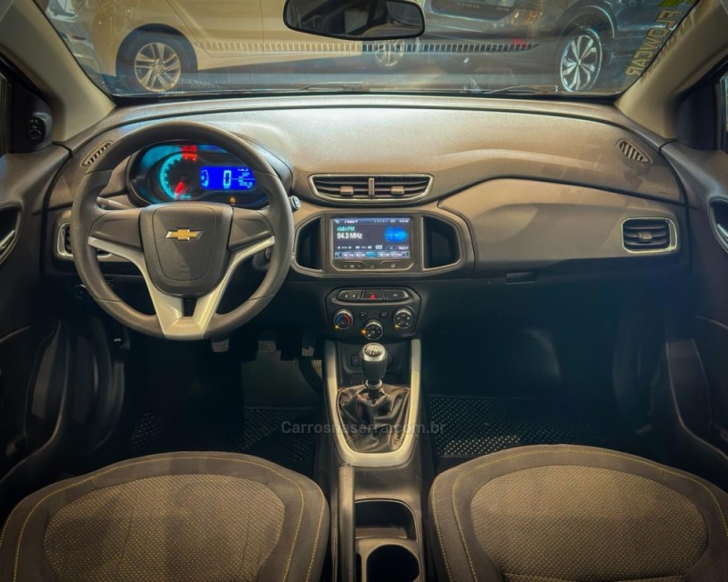 ONIX 1.4 MPFI LTZ 8V FLEX 4P MANUAL - 2014 - GARIBALDI