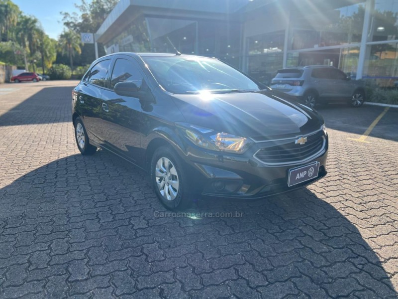 ONIX 1.0 LT 12V FLEX 4P MANUAL - 2018 - NOVA PETRóPOLIS