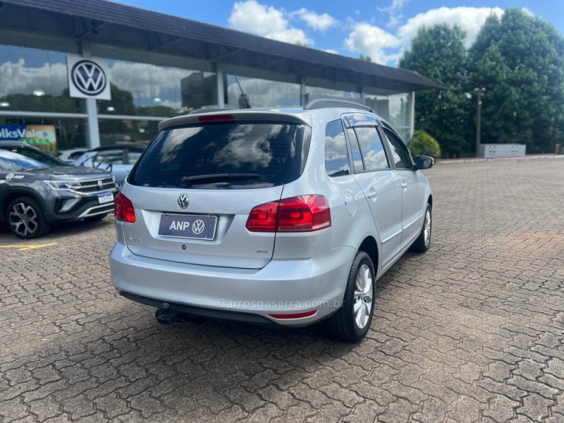 SPACEFOX 1.6 MI COMFORTLINE 8V FLEX 4P MANUAL - 2015 - NOVA PETRóPOLIS