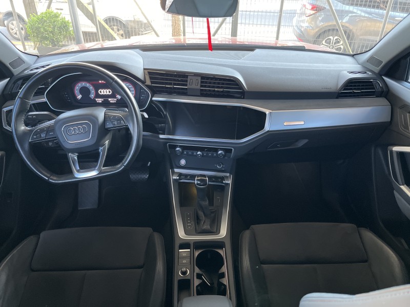 Q3 1.4 TFSI BLACK EDITION S TRONIC FLEX 4P AUTOMATICO - 2020 - GARIBALDI