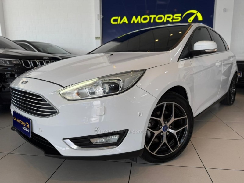 focus 2.0 titanium hatch 16v flex 4p automatico 2016 sao leopoldo
