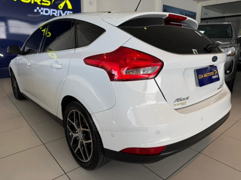 FOCUS 2.0 TITANIUM HATCH 16V FLEX 4P AUTOMÁTICO - 2016 - SãO LEOPOLDO