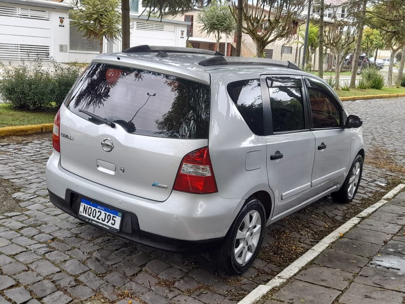 LIVINA 1.6 16V FLEX 4P MANUAL - 2010 - FARROUPILHA