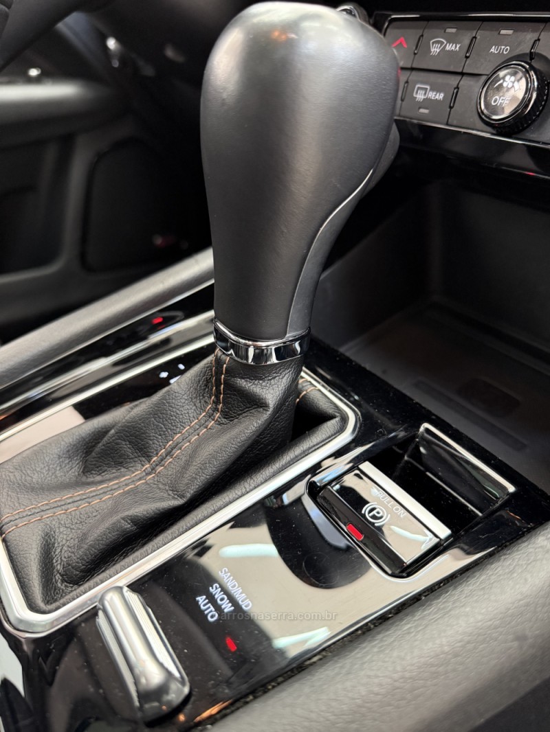 COMPASS 2.0 LIMITED TD350 TURBO DIESEL 4X4 4P AUTOMÁTICO - 2022 - BENTO GONçALVES