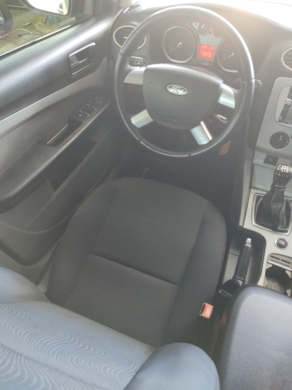 FOCUS 1.6 SE 16V FLEX 4P MANUAL - 2011 - VALE REAL