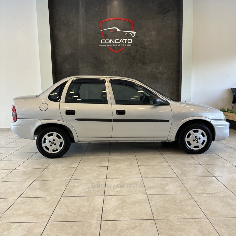 CORSA 1.6 MPFI GL SEDAN 8V GASOLINA 4P MANUAL - 2003 - FARROUPILHA