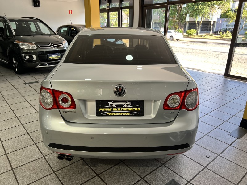 JETTA 2.5 I 20V 170CV GASOLINA 4P TIPTRONIC - 2008 - CAXIAS DO SUL