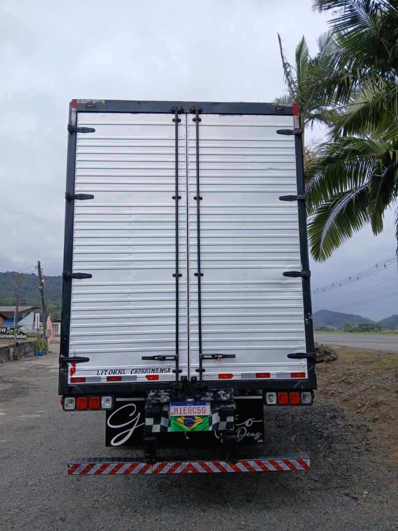 24-250 3 EIXOS - 2007 - CAXIAS DO SUL