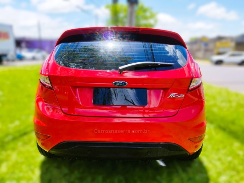 FIESTA 1.6 SE STYLE HATCH 16V FLEX 4P MANUAL - 2018 - NOVO HAMBURGO