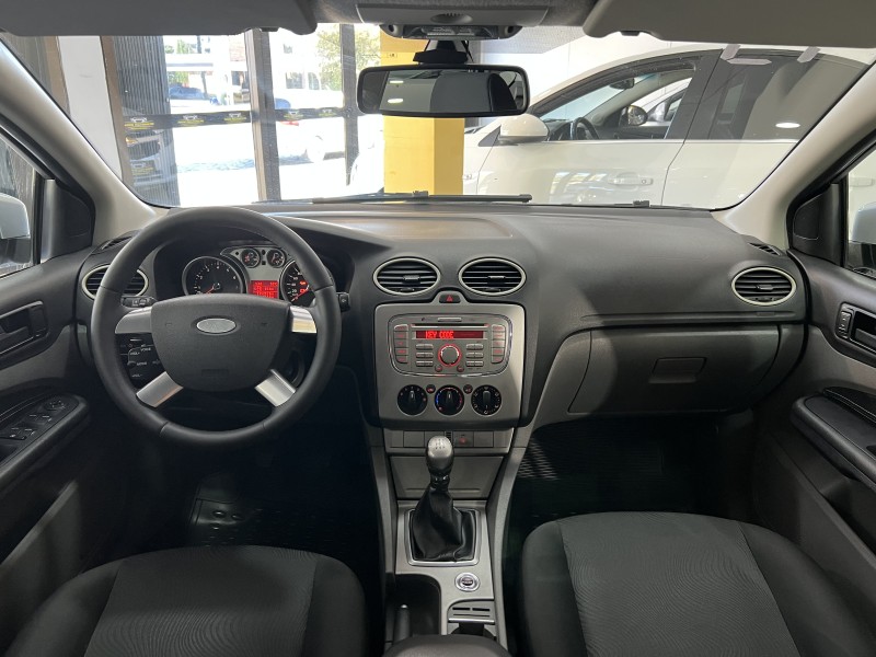 FOCUS 2.0 GLX 16V FLEX 4P MANUAL - 2013 - CAXIAS DO SUL