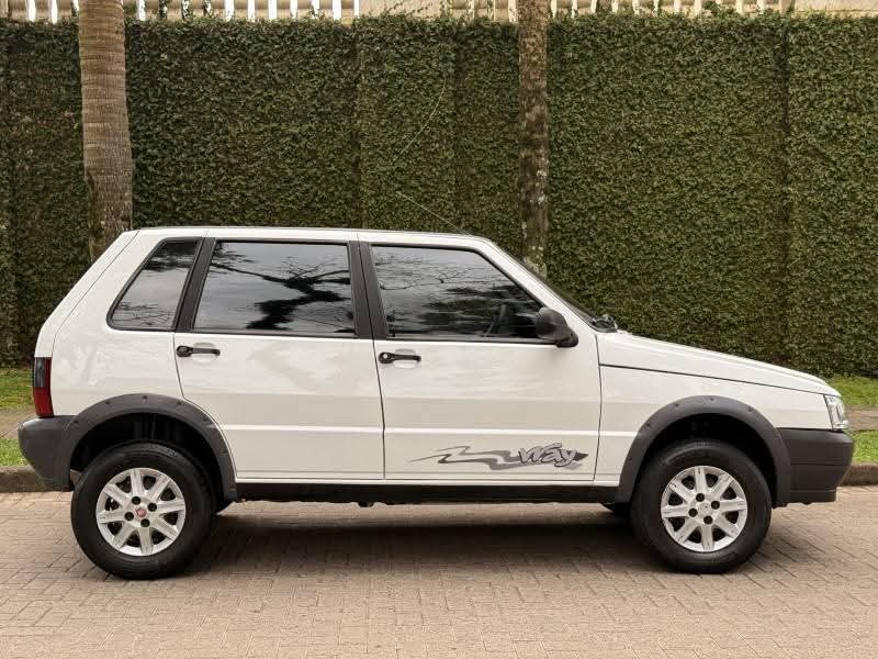 UNO 1.0 MPI MILLE WAY ECONOMY 8V FLEX 4P MANUAL - 2013 - CAXIAS DO SUL