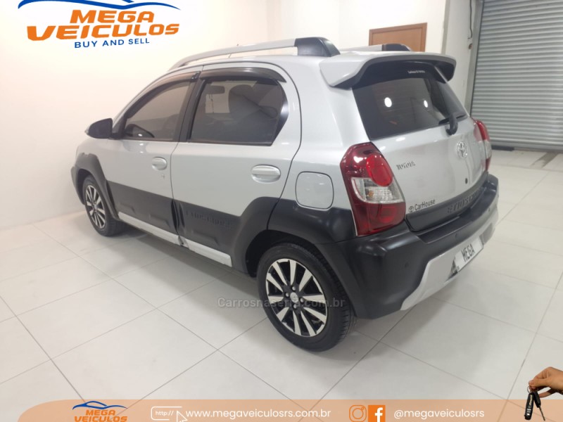 ETIOS CROSS 1.5 16V FLEX 4P MANUAL - 2016 - BENTO GONçALVES