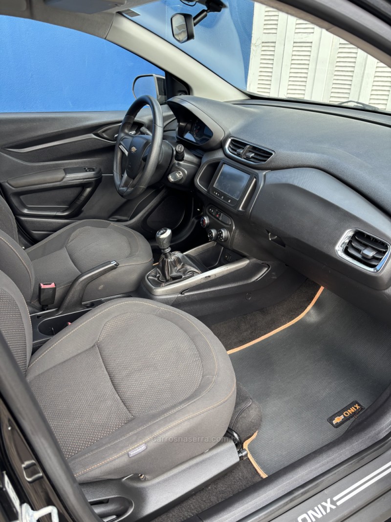 ONIX 1.0 JOY 8V FLEX 4P MANUAL - 2013 - CAXIAS DO SUL