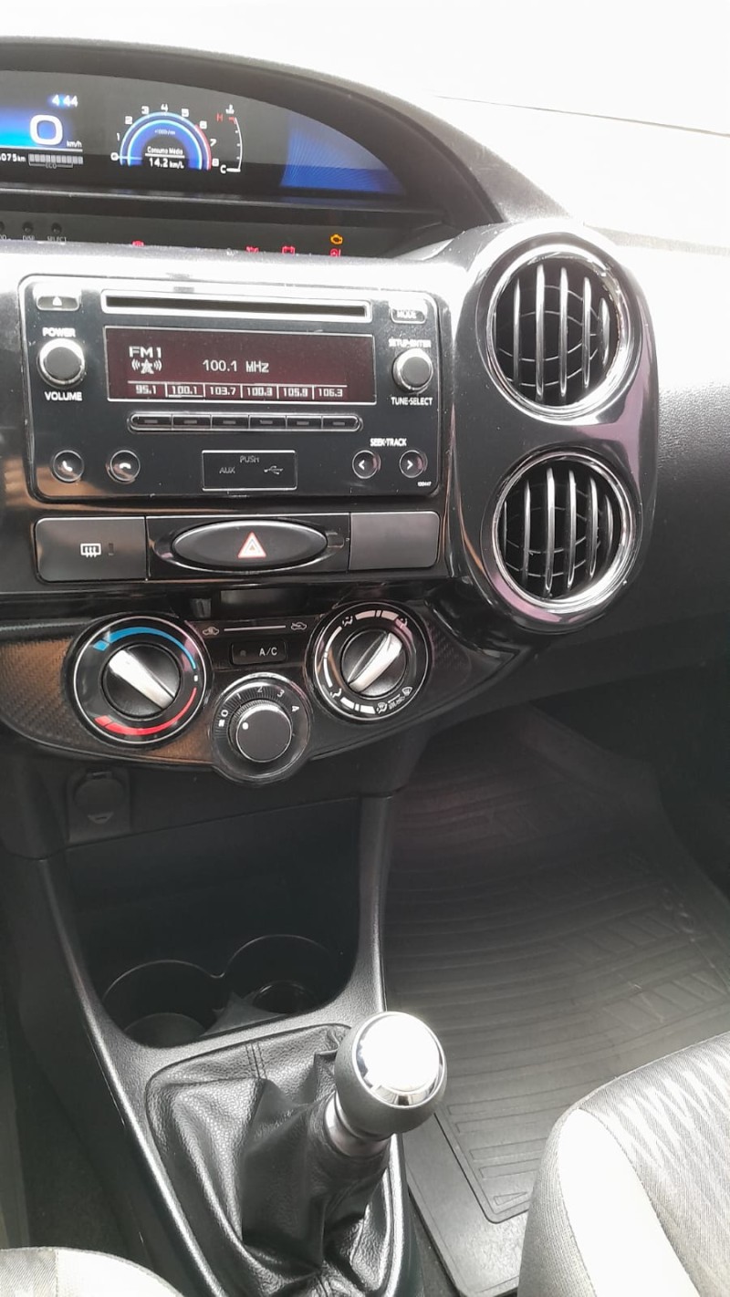 ETIOS 1.5 X PLUS 16V FLEX 4P MANUAL - 2019 - ESTRELA