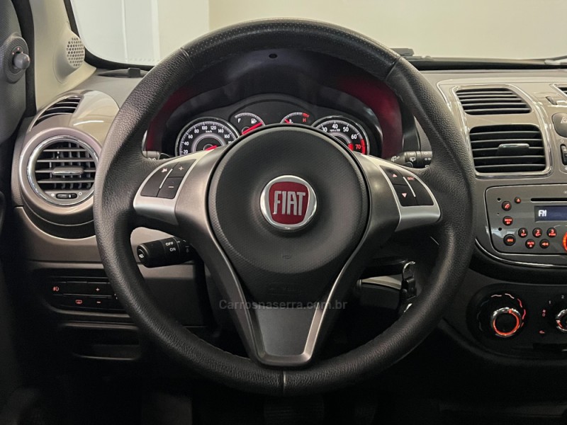 PALIO 1.6 MPI ESSENCE 16V FLEX 4P AUTOMATIZADO - 2017 - FLORES DA CUNHA