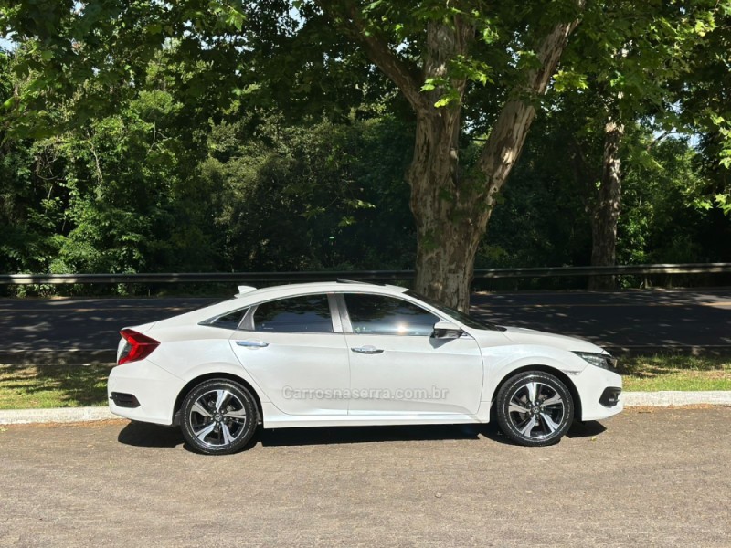 CIVIC 1.5 16V TOURING TURBO GASOLINA 4P AUTOMÁTICO - 2017 - DOIS IRMãOS