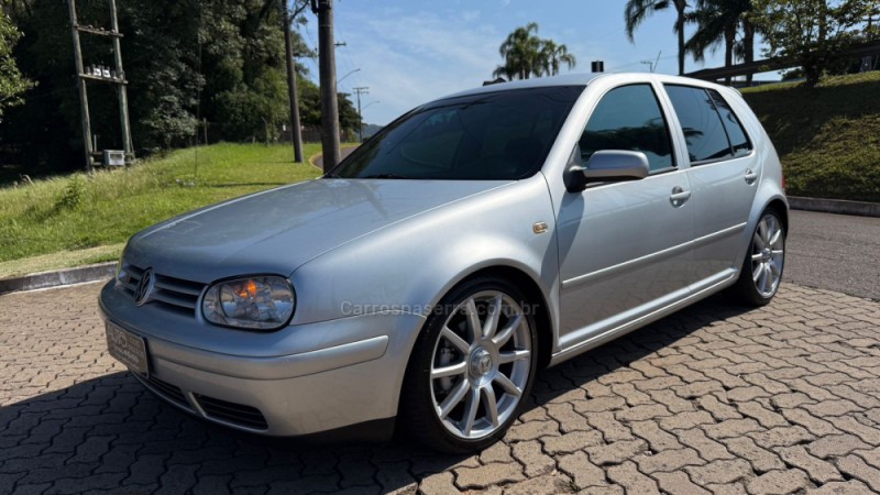 GOLF 1.8 MI GTI 20V 150CV TURBO GASOLINA 2P MANUAL - 2006 - DOIS IRMãOS