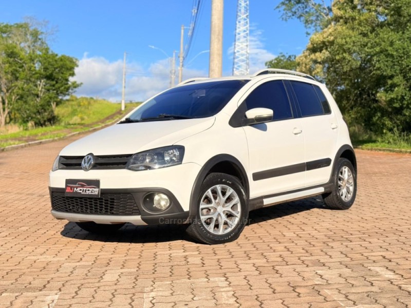 crossfox 1.6 mi flex 8v 4p manual 2013 casca
