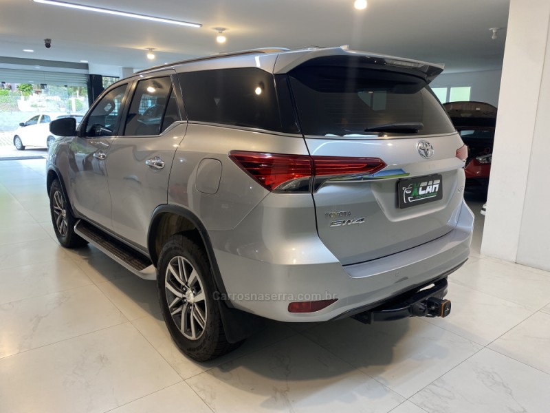 HILUX SW4 2.8 SRX 4X4 16V TURBO INTERCOOLER DIESEL 4P AUTOMÁTICO - 2016 - BENTO GONçALVES