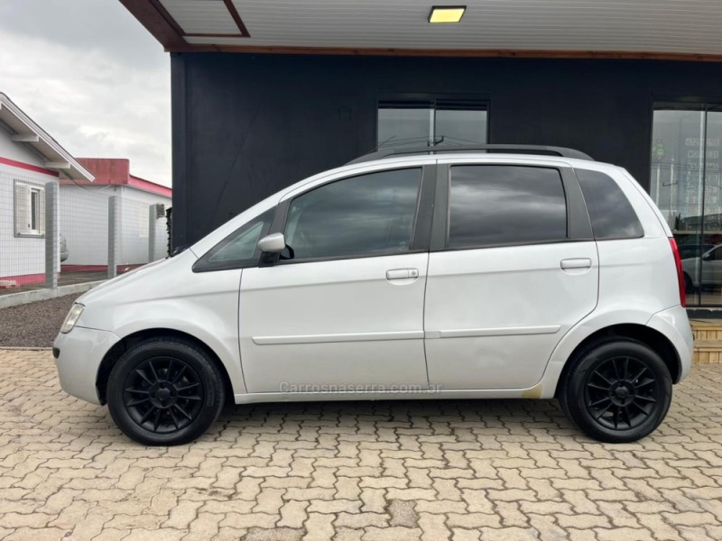 IDEA 1.4 MPI ELX 8V FLEX 4P MANUAL - 2009 - TORRES