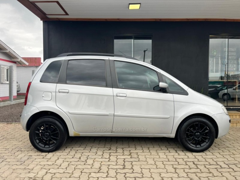 IDEA 1.4 MPI ELX 8V FLEX 4P MANUAL - 2009 - TORRES