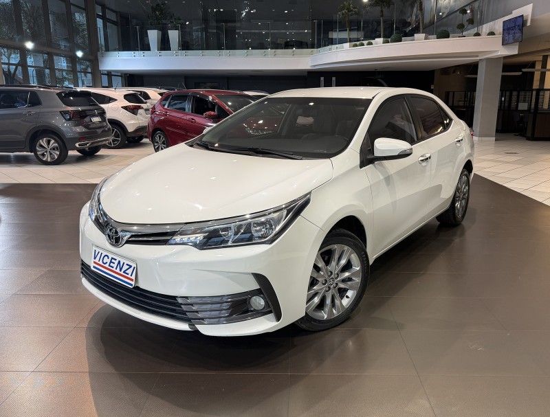 COROLLA 2.0 XEI 16V FLEX 4P AUTOMÁTICO - 2018 - FARROUPILHA