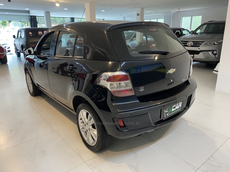 AGILE 1.4 MPFI LTZ 8V FLEX 4P MANUAL - 2014 - BENTO GONçALVES