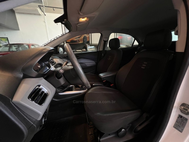 ONIX 1.4 MPFI LT 8V FLEX 4P MANUAL - 2019 - CAMPO BOM