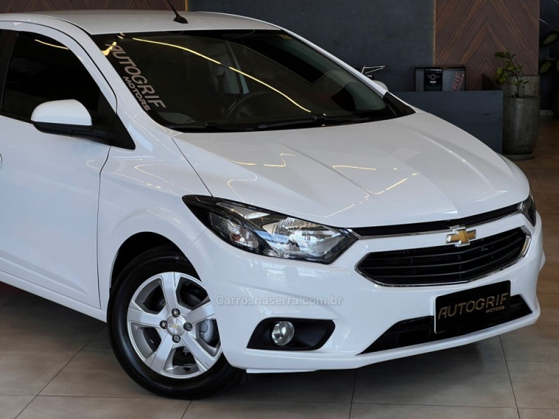 ONIX 1.4 MPFI LT 8V FLEX 4P MANUAL - 2019 - CAMPO BOM