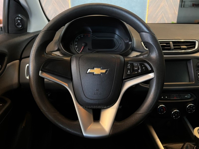 ONIX 1.4 MPFI LT 8V FLEX 4P MANUAL - 2019 - CAMPO BOM