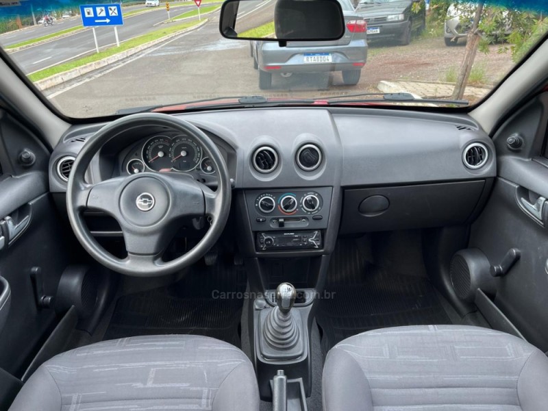 PRISMA 1.4 MPFI MAXX 8V FLEX 4P MANUAL - 2009 - DOIS IRMãOS