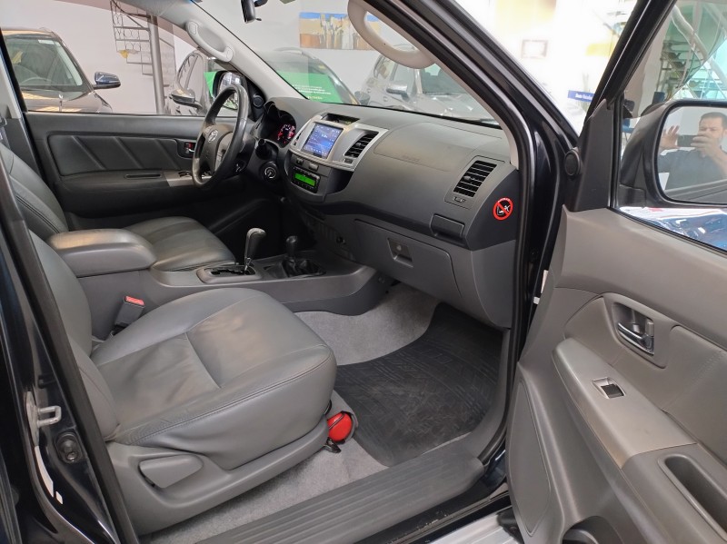 HILUX 3.0 SRV 4X4 CD 16V TURBO INTERCOOLER DIESEL 4P AUTOMÁTICO - 2013 - BENTO GONçALVES