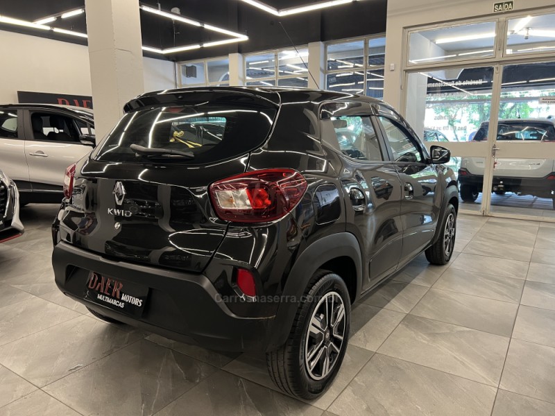 KWID 1.0 12V SCE FLEX INTENSE MANUAL - 2024 - NOVO HAMBURGO