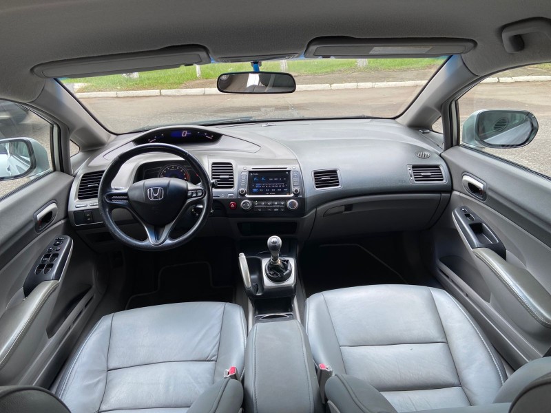 CIVIC 1.8 LXS 16V GASOLINA 4P MANUAL - 2010 - ESTâNCIA VELHA