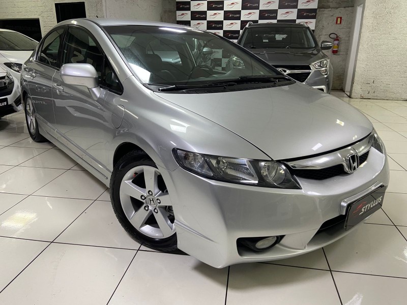 CIVIC 1.8 LXS 16V GASOLINA 4P MANUAL - 2010 - ESTâNCIA VELHA