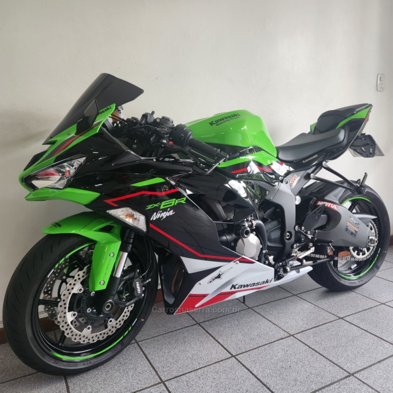 NINJA ZX-6R 636  - 2022 - FARROUPILHA