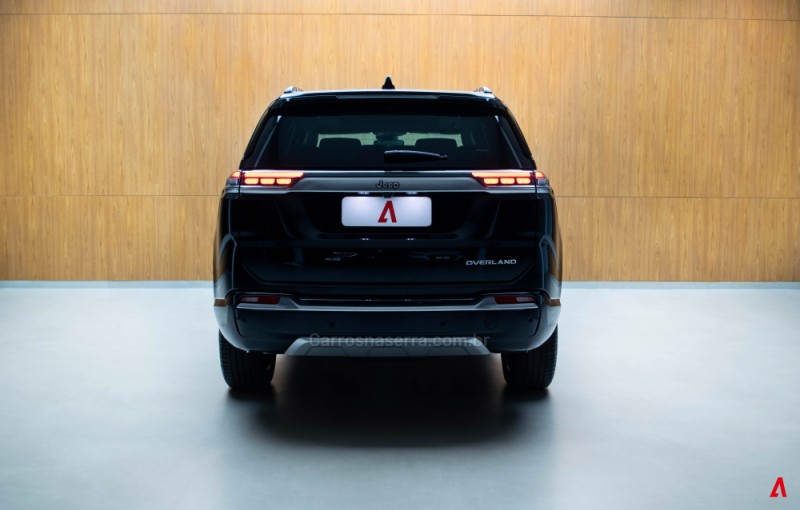 COMMANDER 1.3 OVERLAND T270 16V 4X2 TURBO FLEX 4P AUTOMÁTICO - 2023 - GARIBALDI