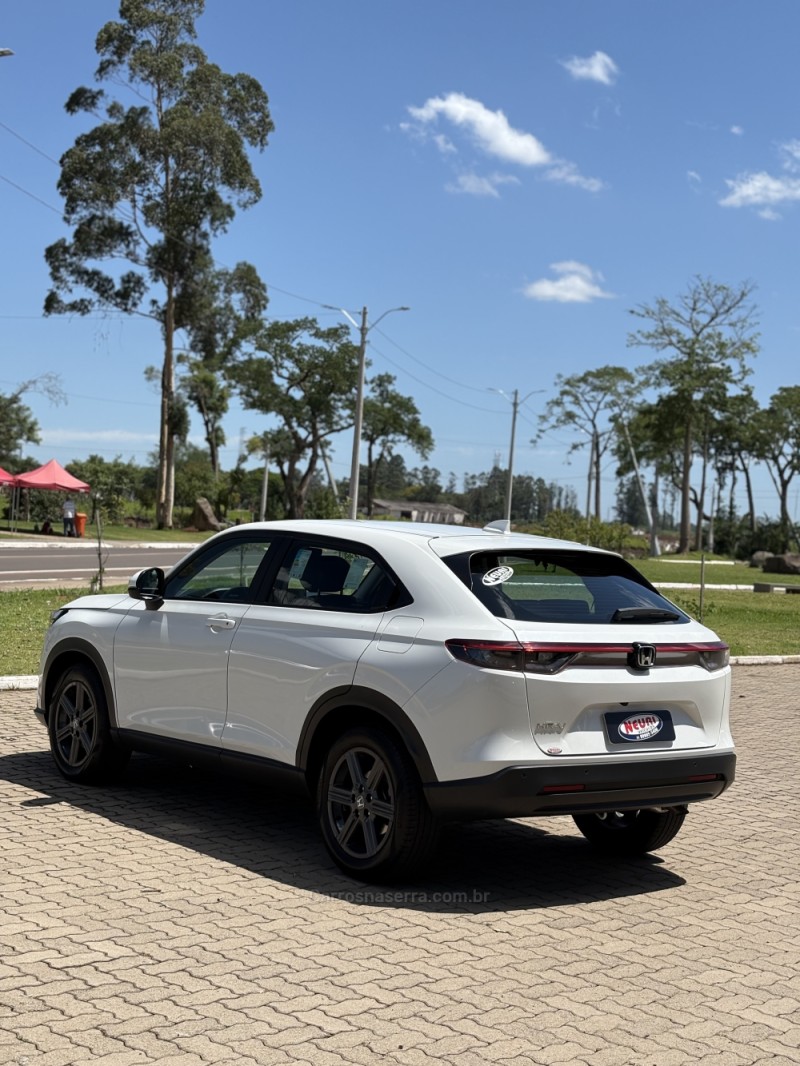 HR-V 1.5 EX SENSING 16V 4P AUTOMÁTICO - 2025 - LAJEADO
