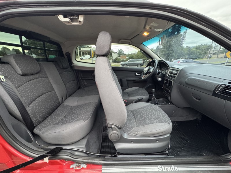 STRADA 1.6 MPI TREKKING CD 16V FLEX 3P MANUAL - 2014 - DOIS IRMãOS