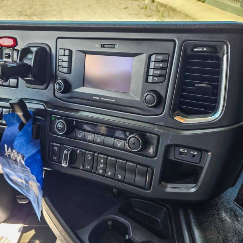 R-450 A6X2  - 2021 - GARIBALDI