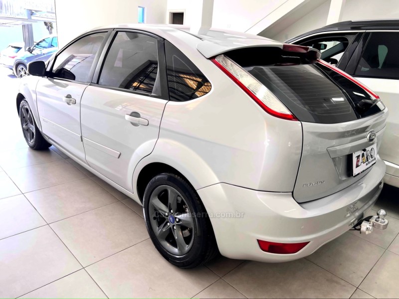 FOCUS 2.0 16V FLEX 4P AUTOMÁTICO - 2013 - CARLOS BARBOSA