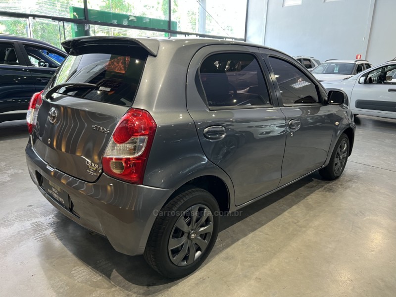 ETIOS 1.3 XS 16V FLEX 4P MANUAL - 2013 - CAXIAS DO SUL