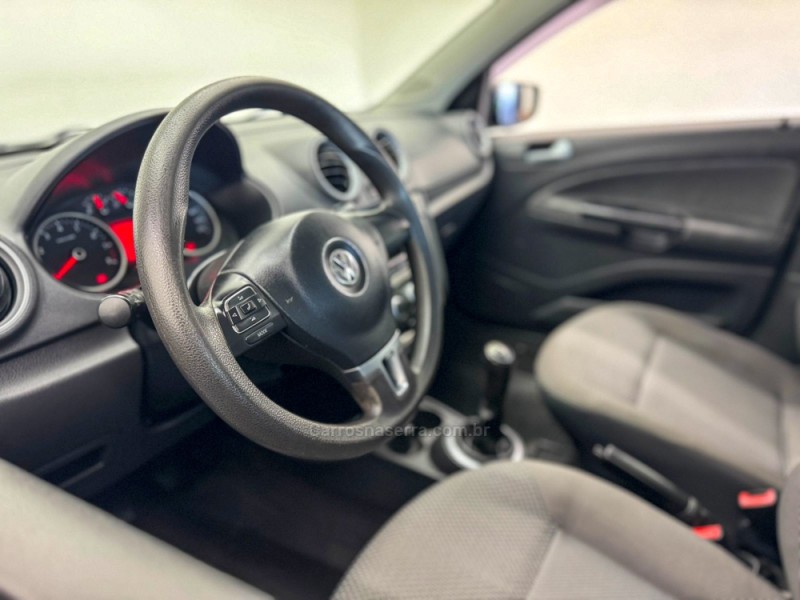 VOYAGE 1.0 MI TRENDLINE 8V FLEX 4P MANUAL - 2012 - CARLOS BARBOSA