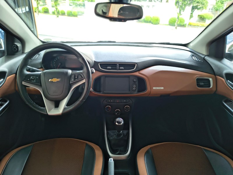 ONIX 1.4 MPFI ACTIV 8V FLEX 4P MANUAL - 2017 - CAXIAS DO SUL