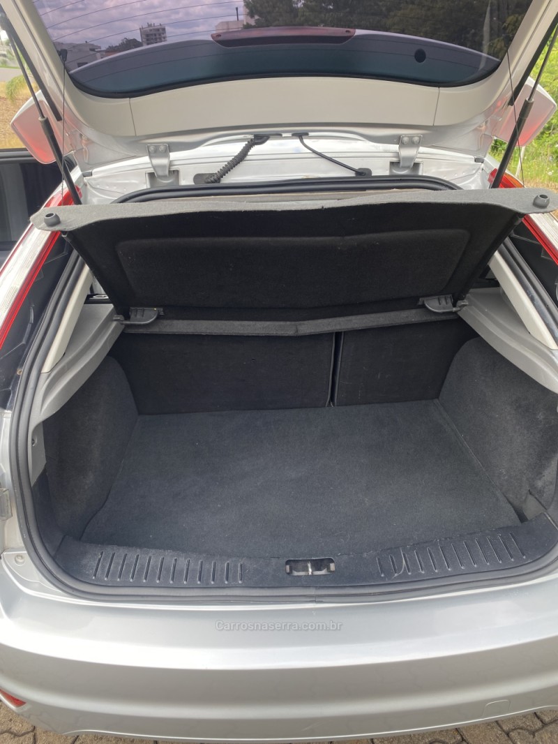 FOCUS 1.6 GLX SIGMA 16V FLEX 4P MANUAL - 2013 - SANANDUVA