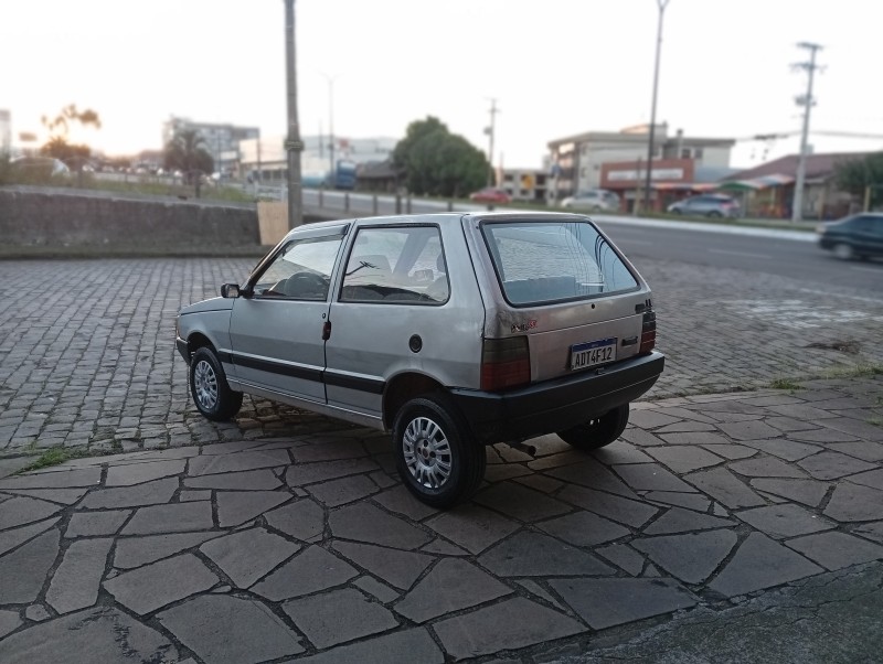 UNO 1.0 MILLE ELETRONIC 8V GASOLINA 2P MANUAL - 1993 - CAXIAS DO SUL